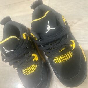 Jordan Kids Black and Yellow Sneakers